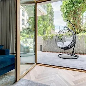 https://dr-apartments-mavik.gdanskhotel.org