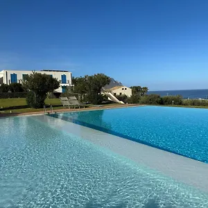 https://bed-and-breakfast-cala-azzurra-macari.sicilyhotelsitaly.net