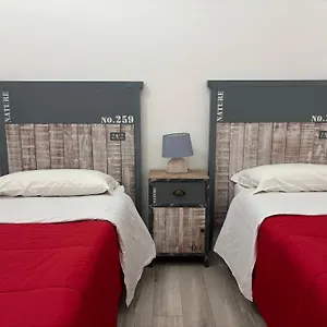 https://bed-and-breakfast-cala-azzurra-macari.sicilyhotelsitaly.net